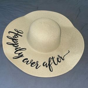 Honeymoon Beach Hat